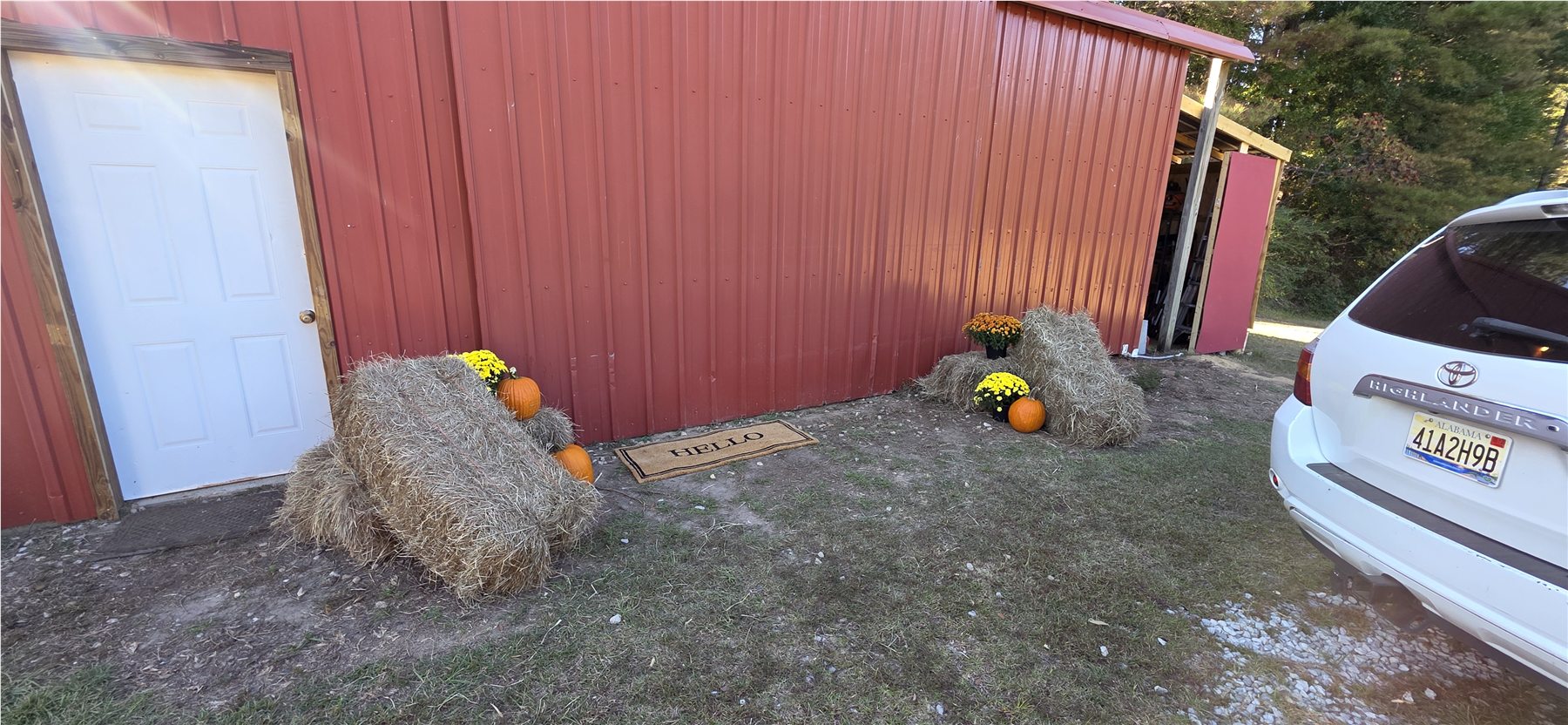 Barn side entrance with autumn details
