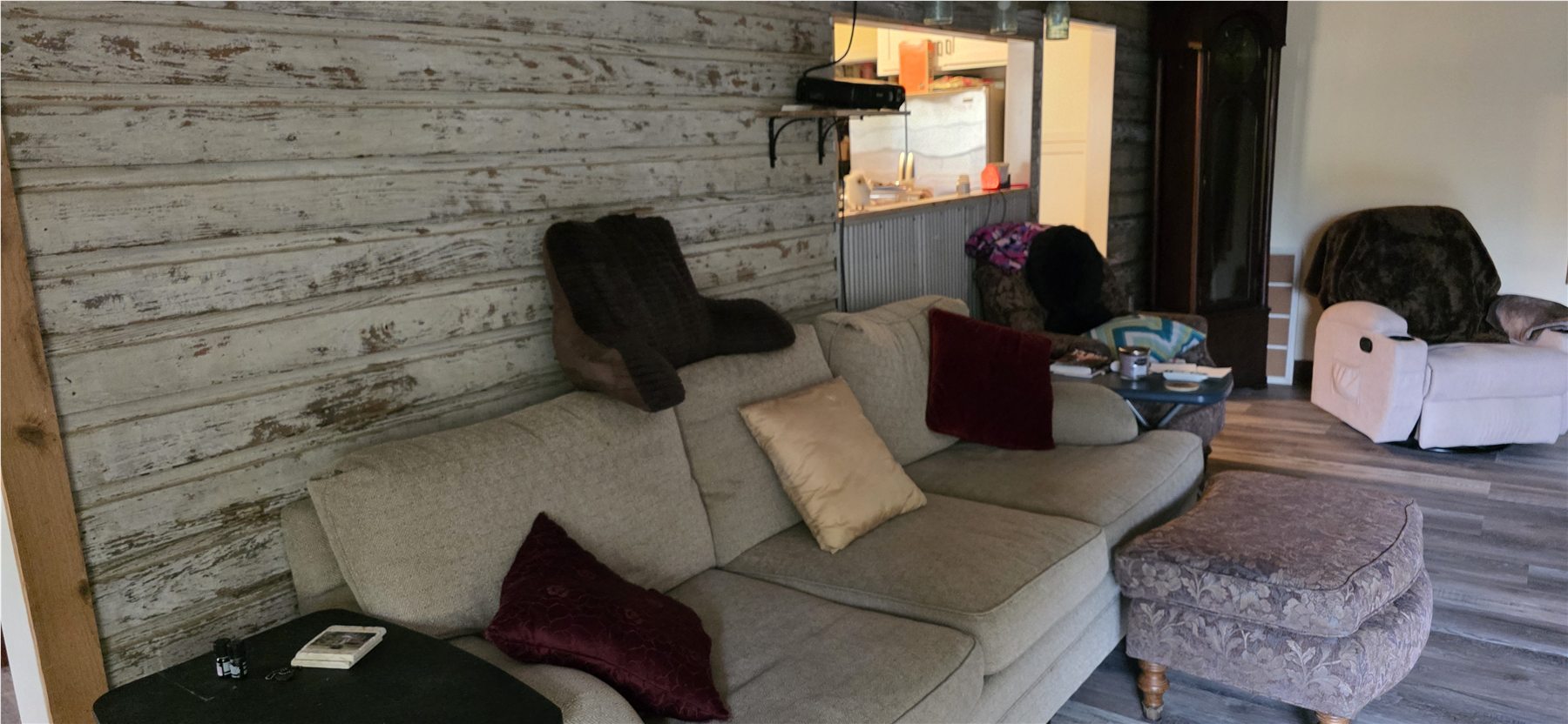 Main-house living room seating